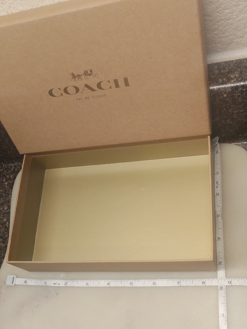 NEW! Coach Box Empty - Picture 3 of 9